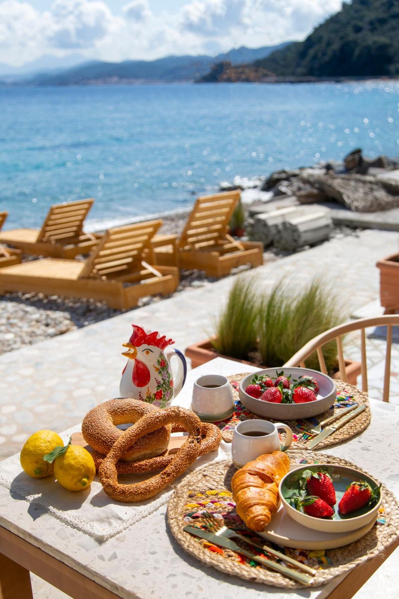 Aegean Stories Pelagos Suites Avlakia 外观 照片